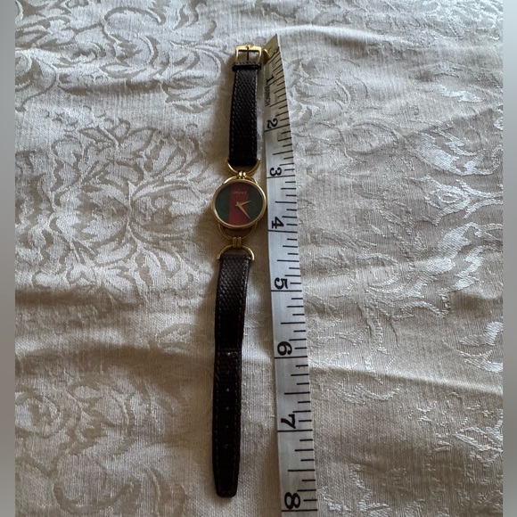 Gucci watch - Picture 4 of 11
